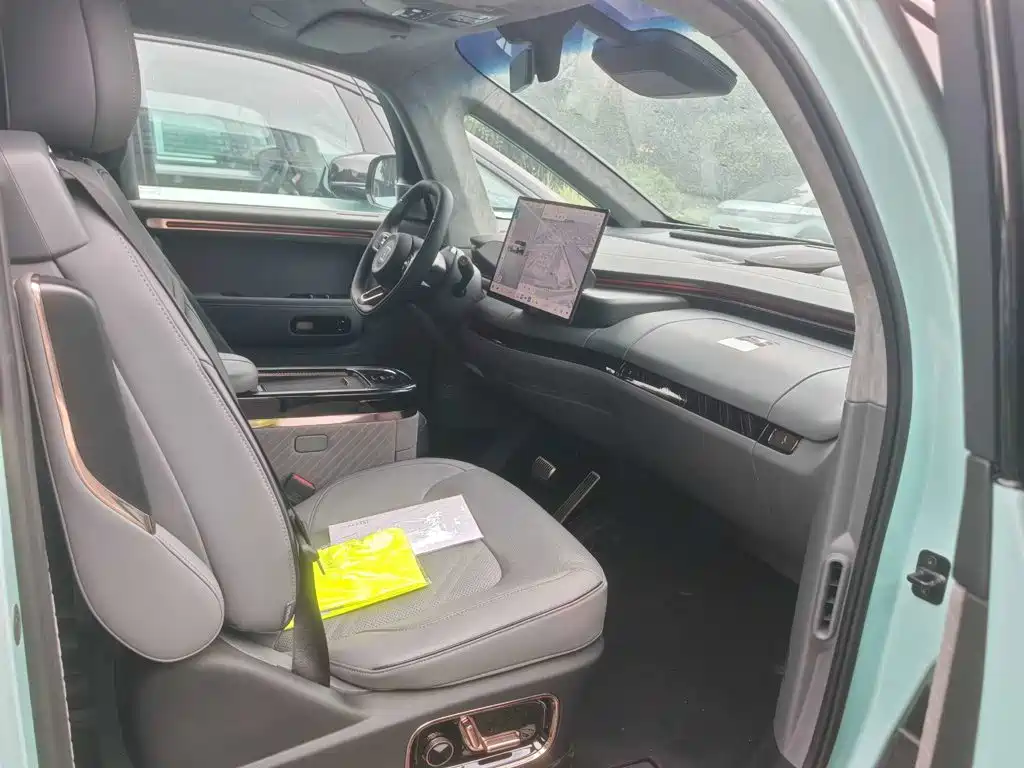 ZEEKR MIX 2026 2025 Smart Driving Edition