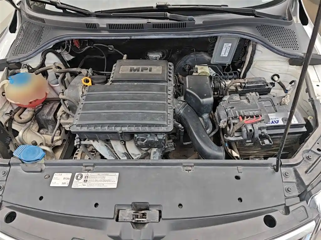 Škoda Skoda Rapid Spaceback 2016 Facelift 1.6L Automatic Innovation Edition фото 20