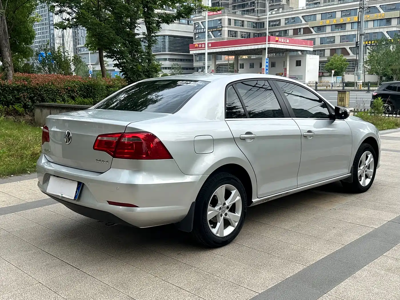 Volkswagen Bora 2014 1.6L Manual Comfort Edition фото 4