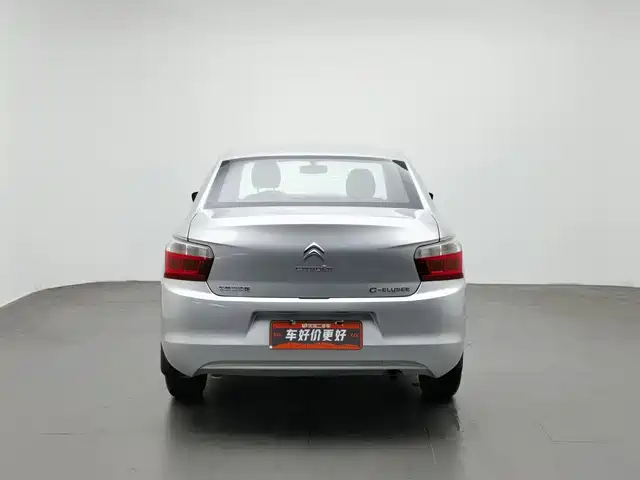 Citroën Elysee 2015 Quality Edition 1.6L Manual Fashion — фото 4