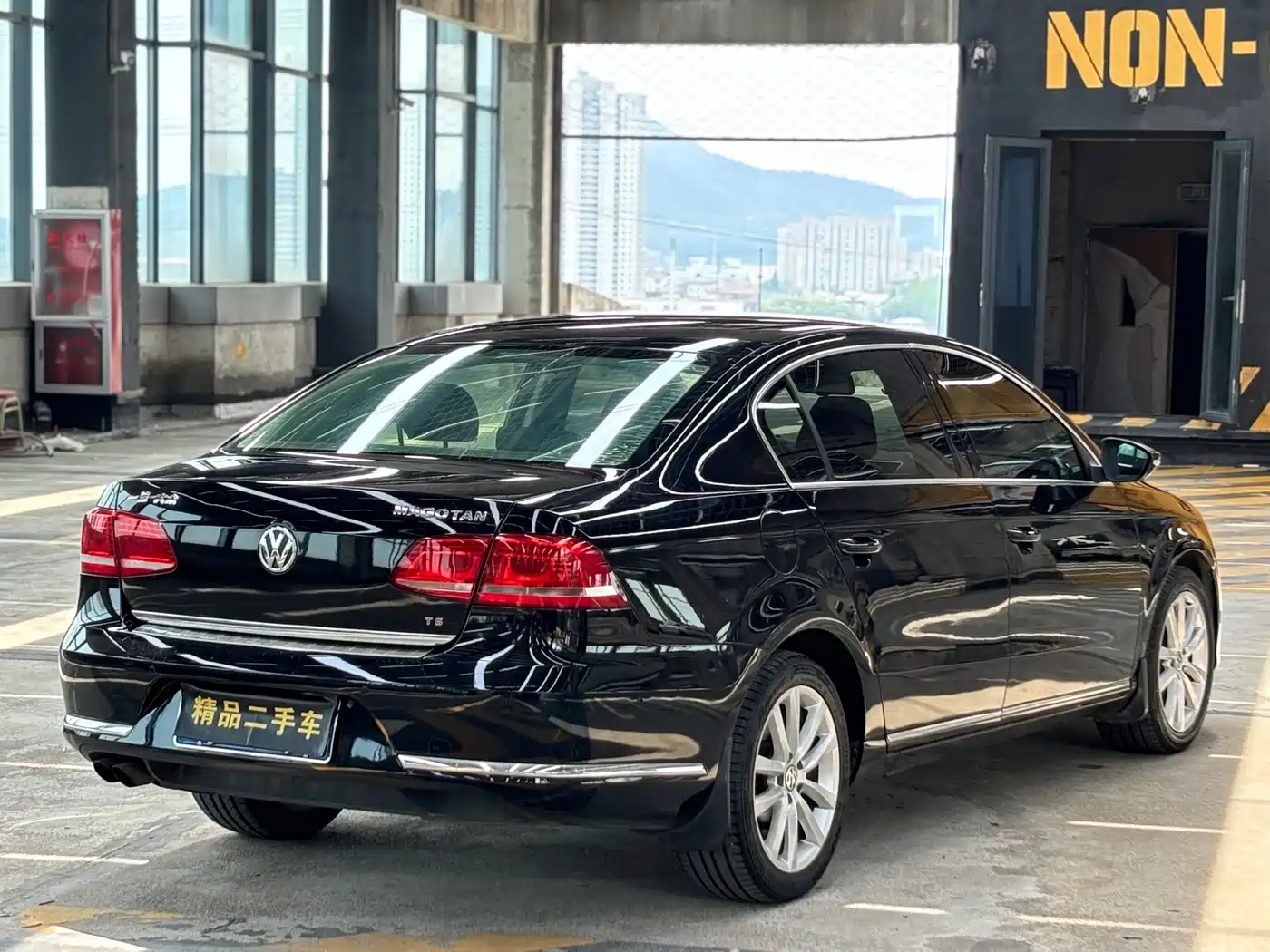 Volkswagen Magotan 2012 1.8TSI Premium фото 4