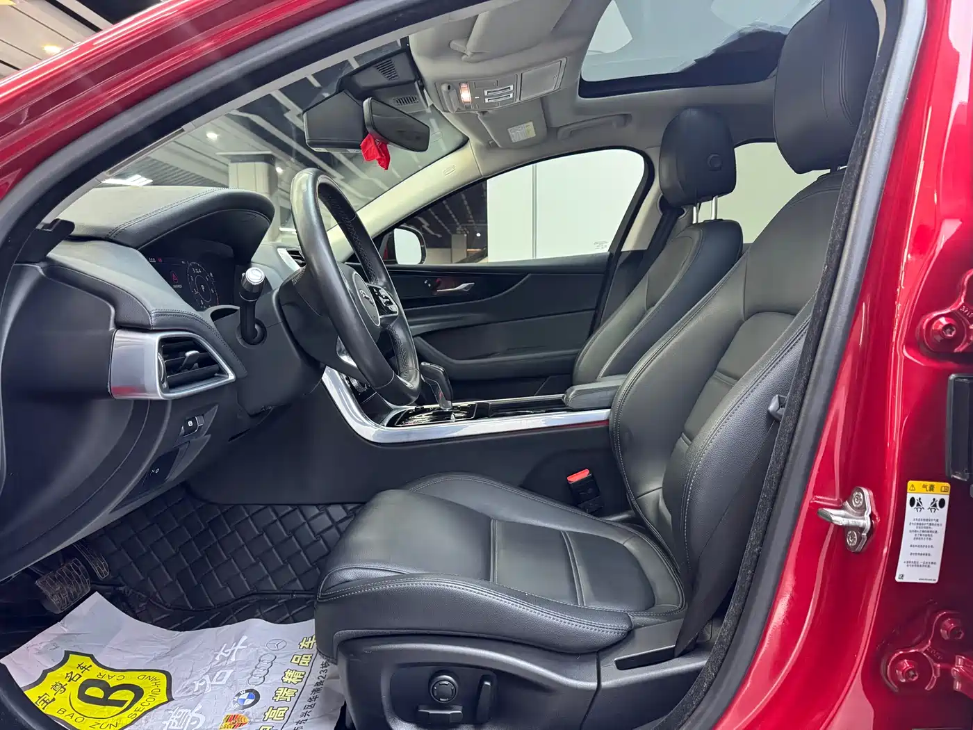 JAGUAR XEL