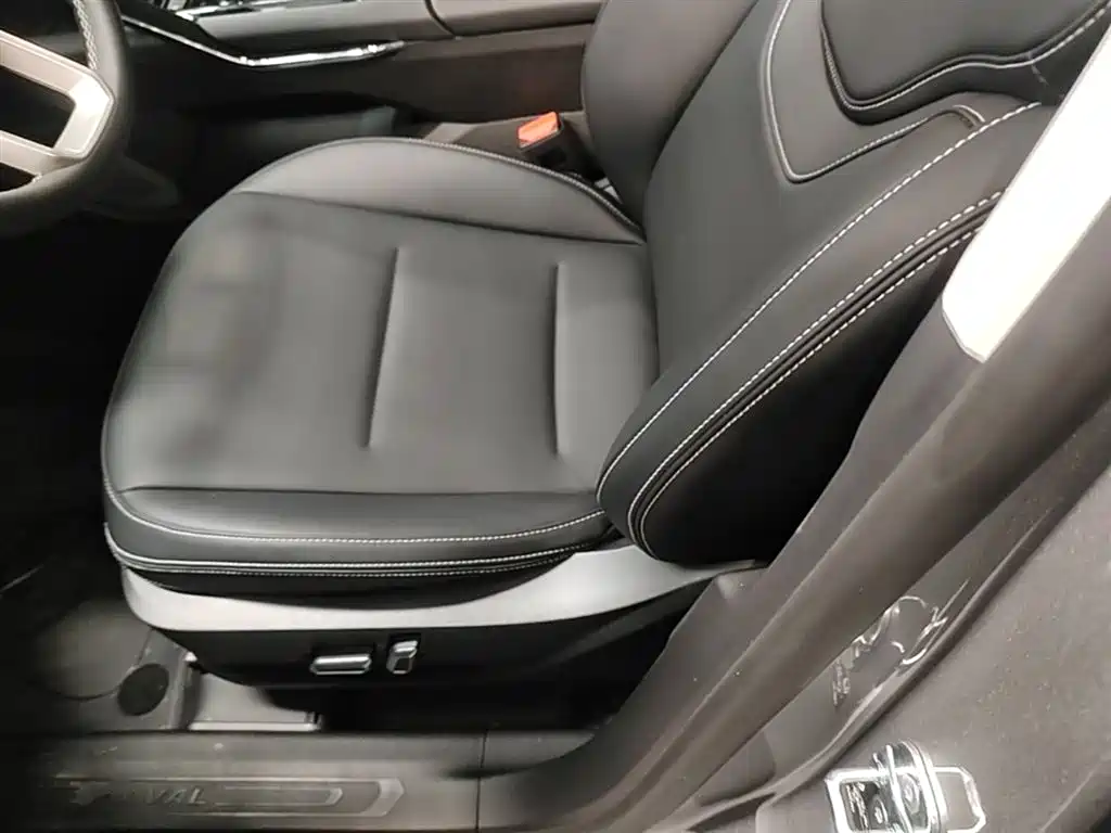 Haval H6 2024 Model 1.5T 2WD Classic Edition фото 15