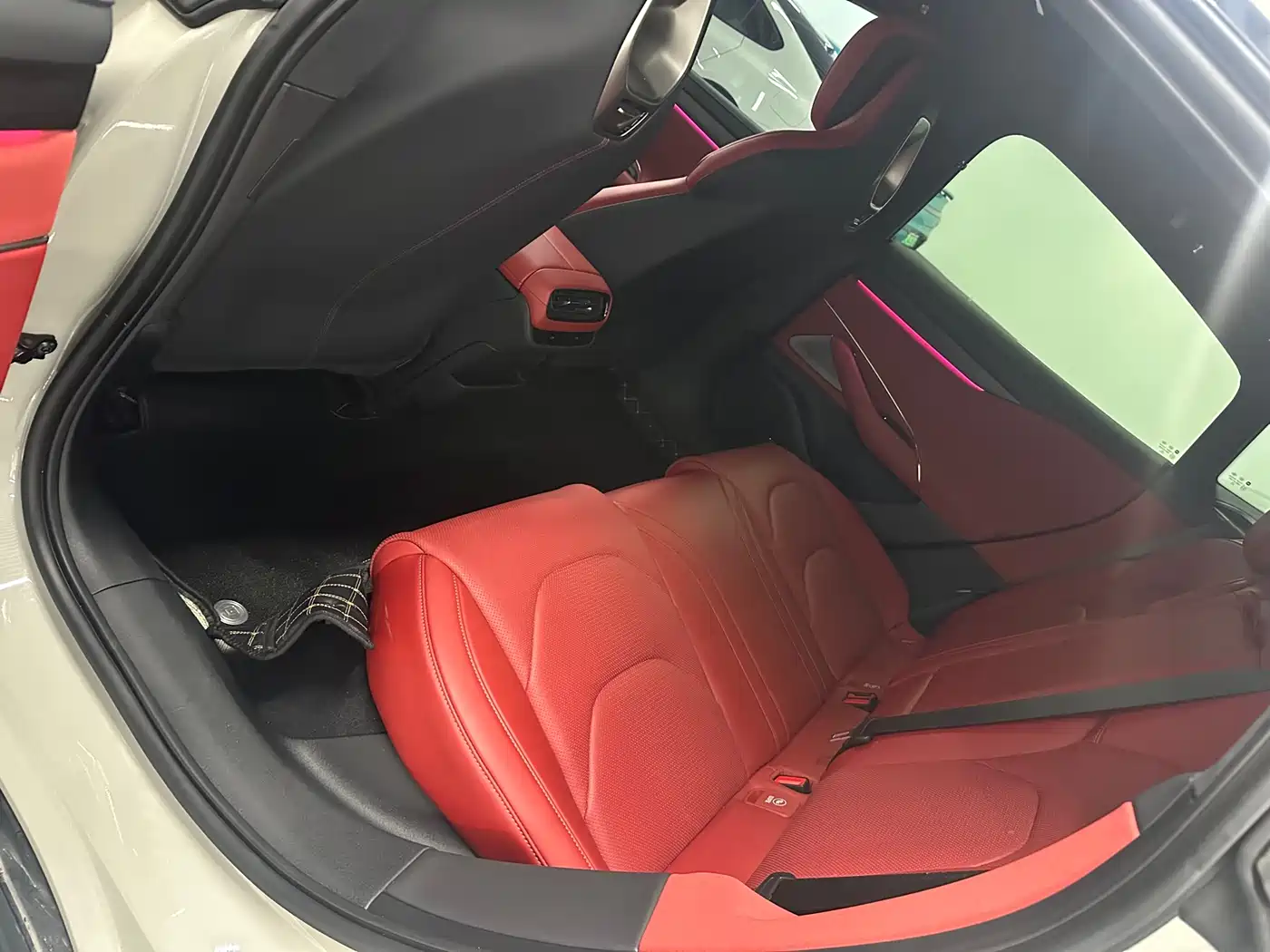 XIAOMI CAR XIAOMI SU7