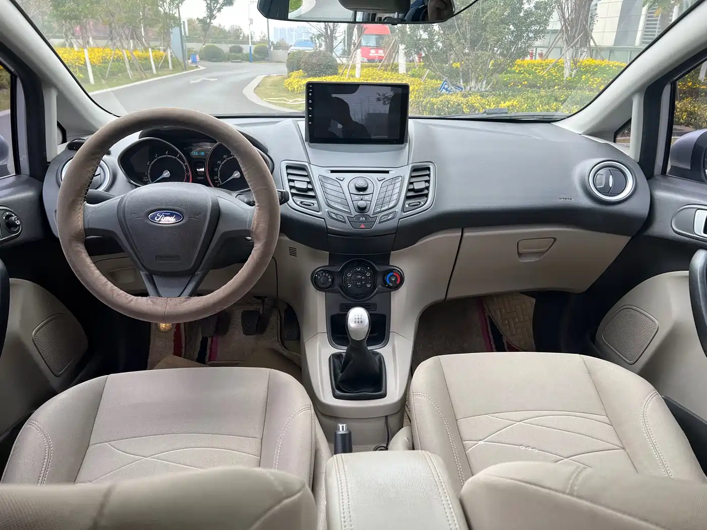 Ford Fiesta 2014 2013 Sedan 1.5L Manual Fashion
