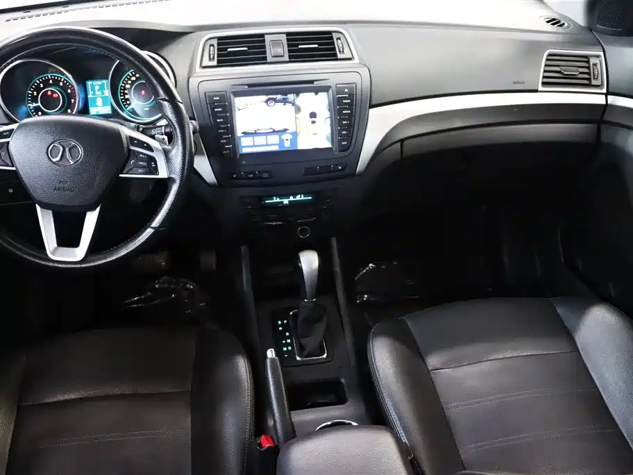 BAIC Senova X65 2015 2015 2.0T Automatic Luxury