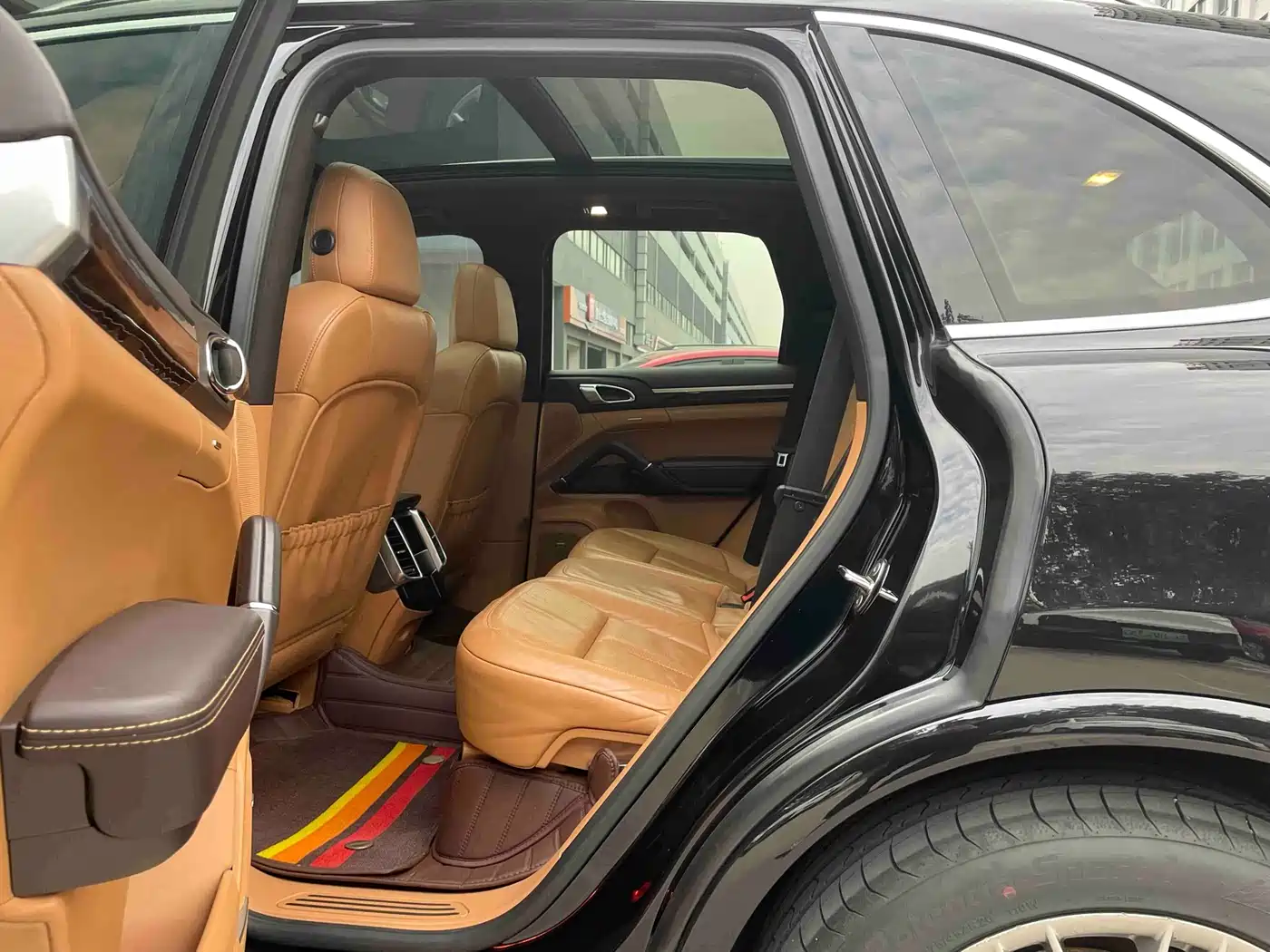 Porsche Cayenne 2011 Cayenne 3.0T фото 10