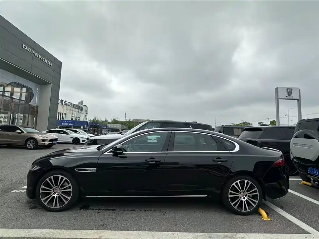 Jaguar XFL 2025 2024 2.0T P250 2WD Premium Luxury