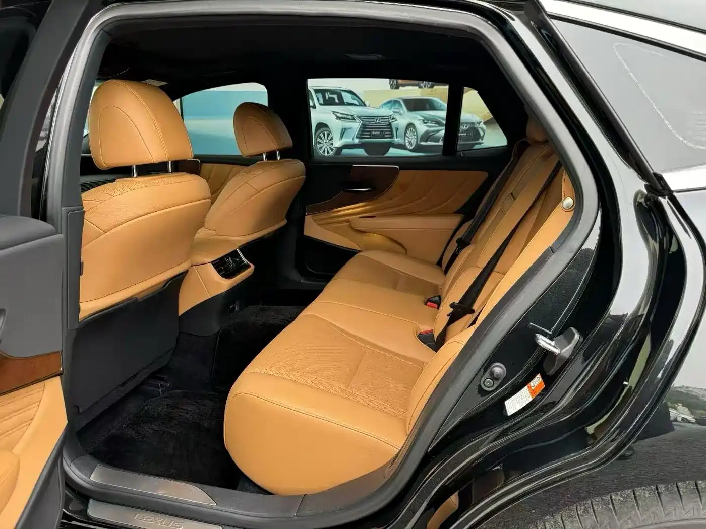 Lexus LS 2023 2021 500h Excellence Edition
