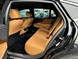 Photo 5 - Lexus LS
