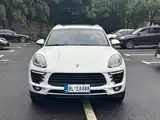 Photo 2 - Porsche Macan