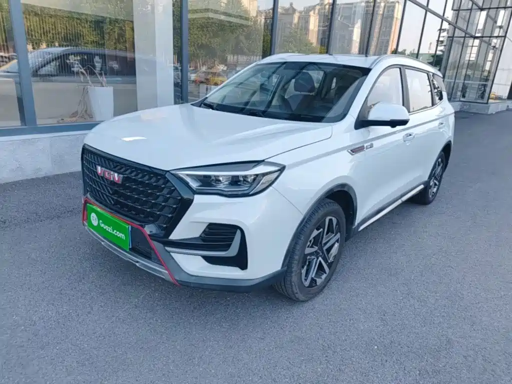Sinotruk VGV VGV U75PLUS 2022 2021 2.0TGDI Fun Mountain Edition 7-Seater