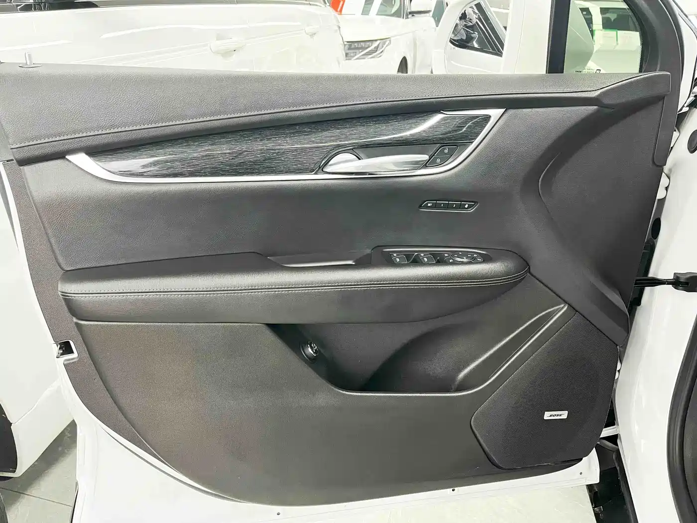 Cadillac XT5 2021 2.0T 2WD Luxury Edition фото 16