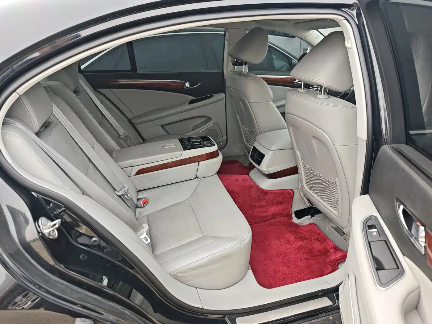 Hongqi H7 2015 2.0T Premium фото 11