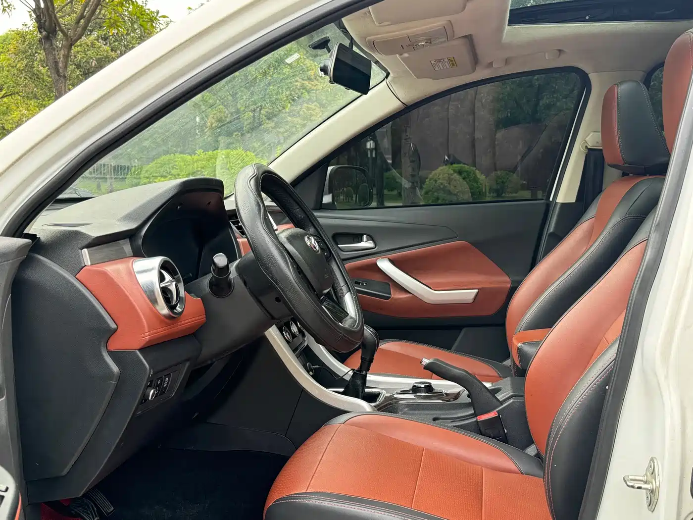 BAIC Huansu S3 2017 2016 S3L 1.5L Manual Premium