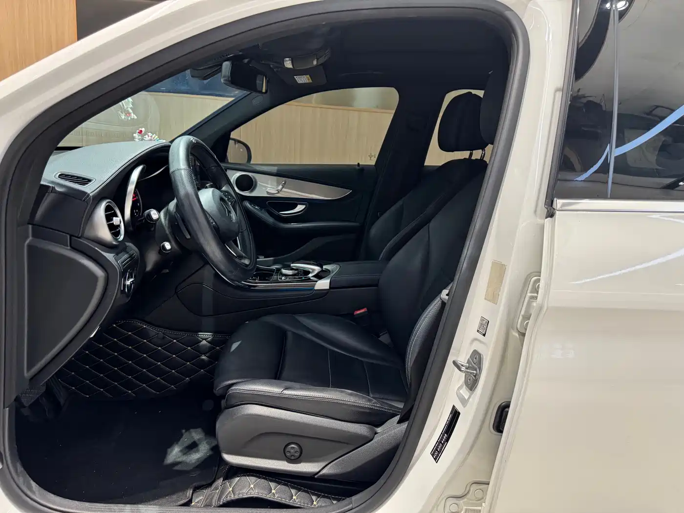 Mercedes-Benz GLC 2019 Model GLC 200 L 4MATIC фото 9