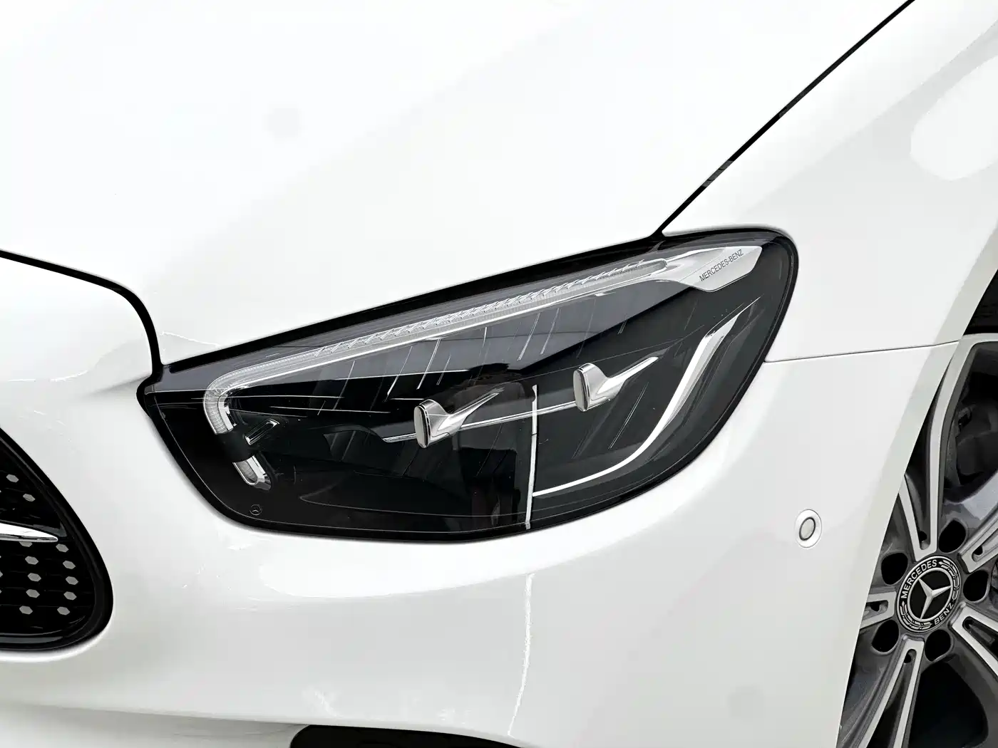 Mercedes-Benz E-Class 2021 Facelift E 300 L Sport Fashion фото 13