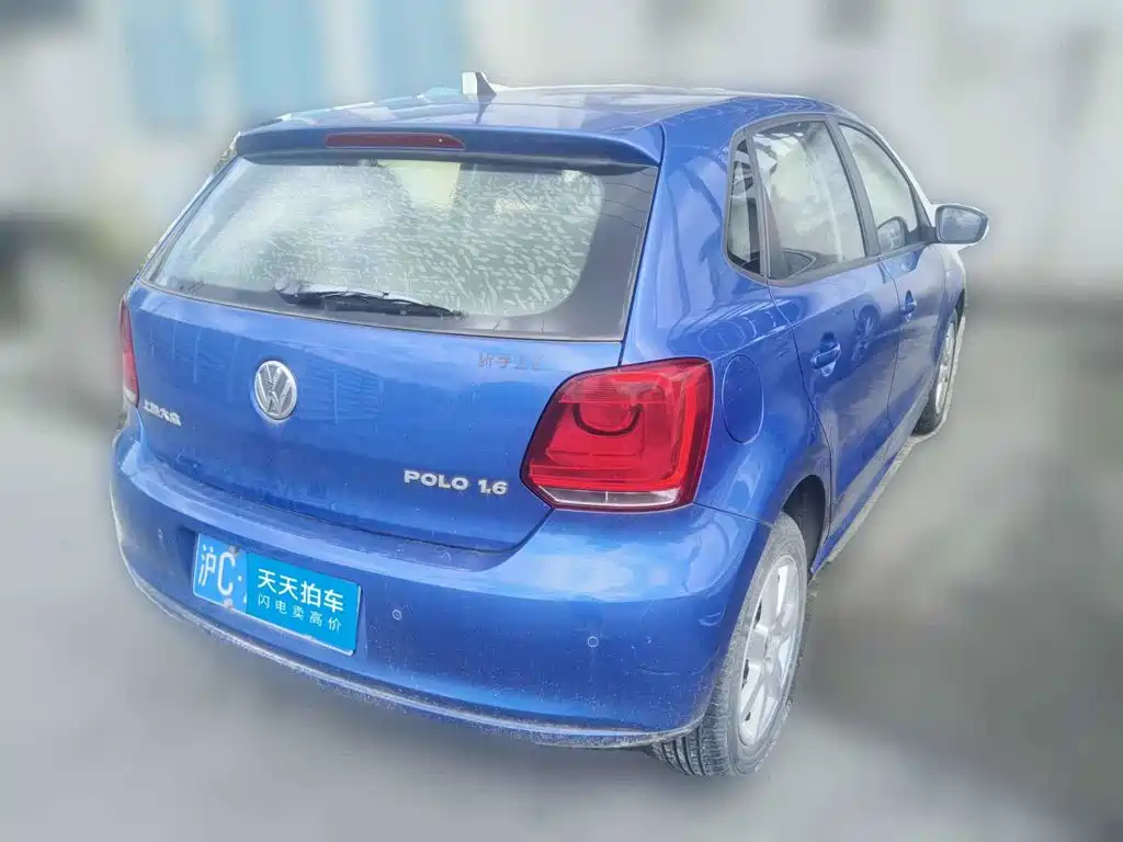 Фото 2 - Volkswagen Polo