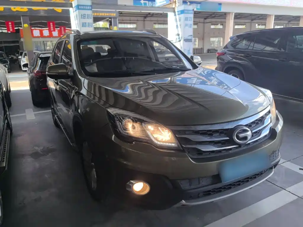 صورة 4 - GAC Trumpchi Trumpchi GS5 Super