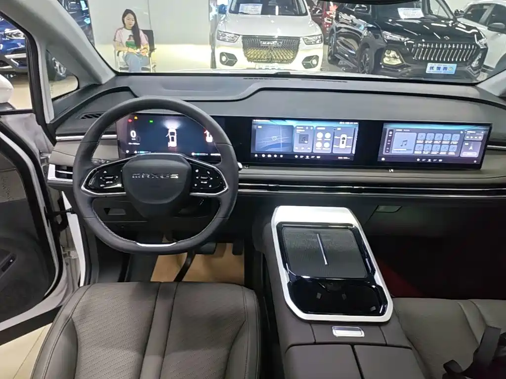 SAIC Maxus Maxus G70 2024 2024 Model 2.0T Automatic Flagship 7-Seater