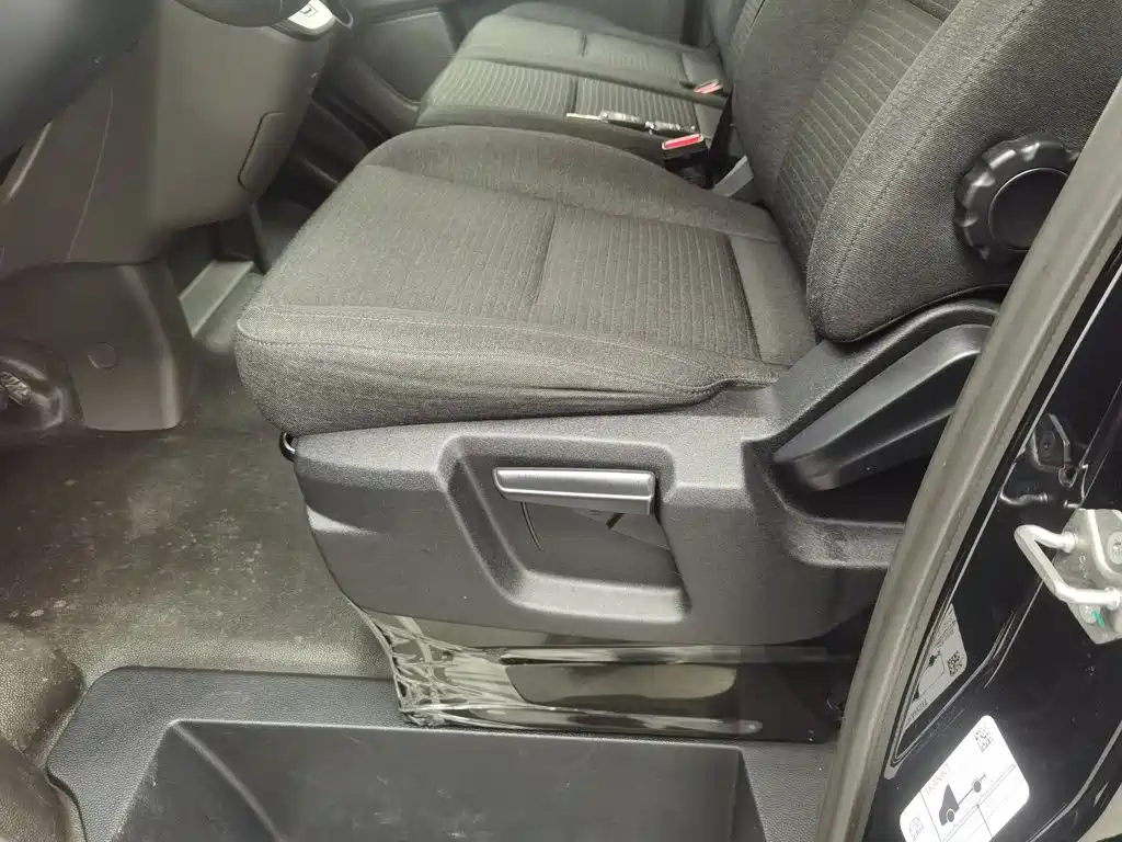 Photo 20 - Ford Transit