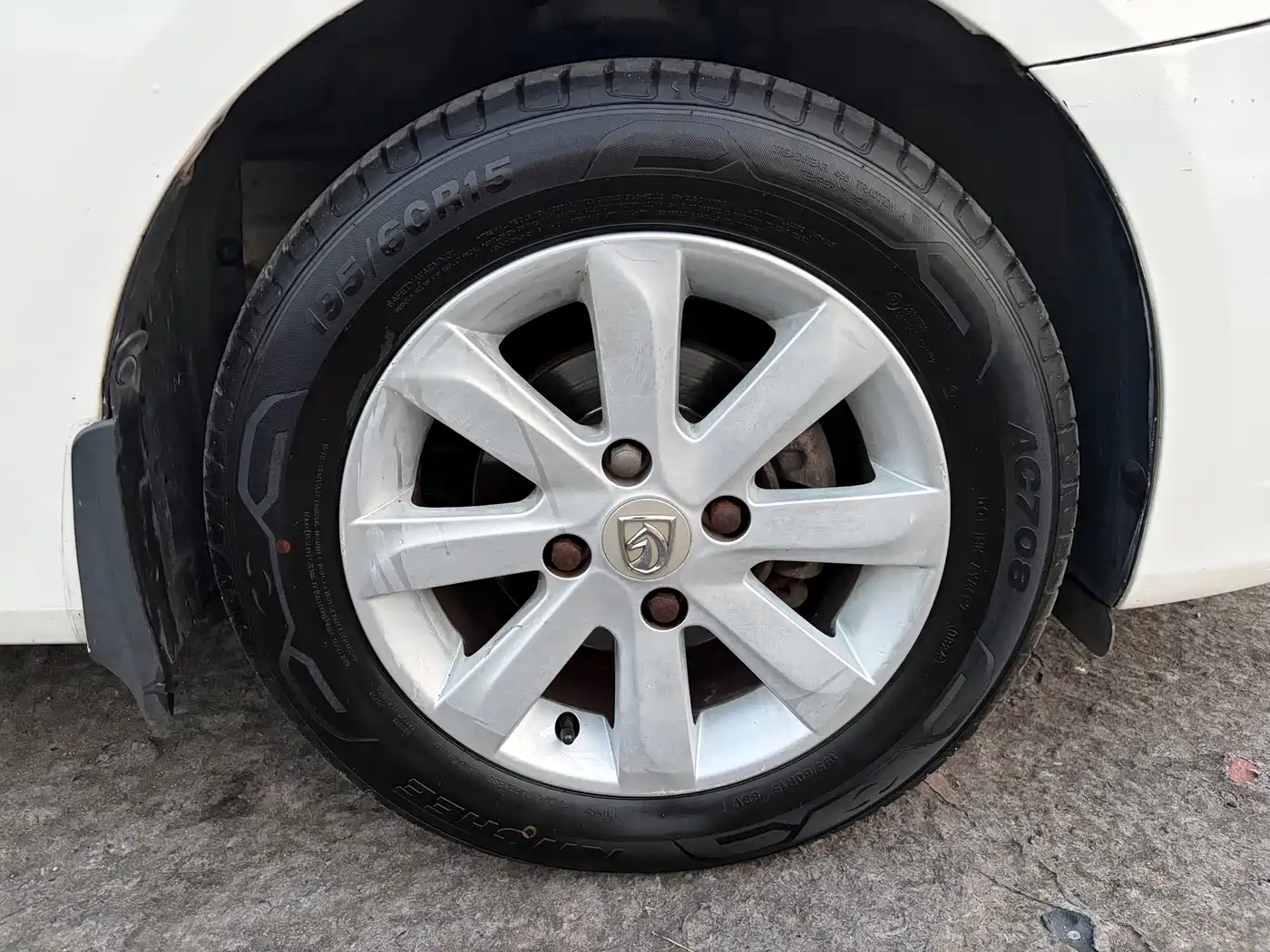 Baojun 630 2012 2012 1.5L DVVT Automatic Comfort