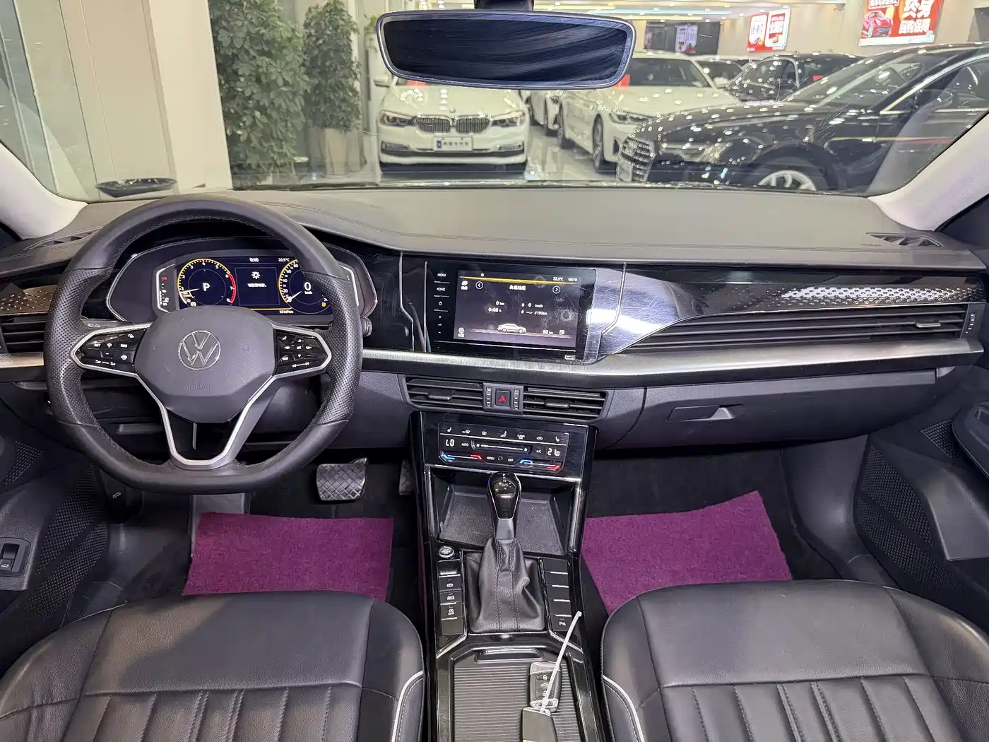 Volkswagen Passat 2023 280TSI Elite Edition фото 7