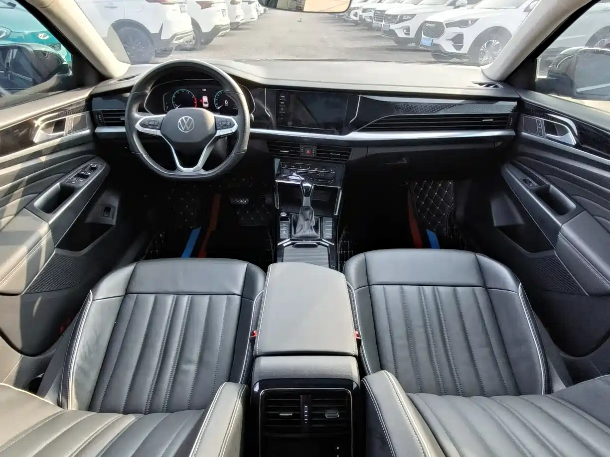 Volkswagen Passat 2022 330TSI Starlight Elite Edition фото 6