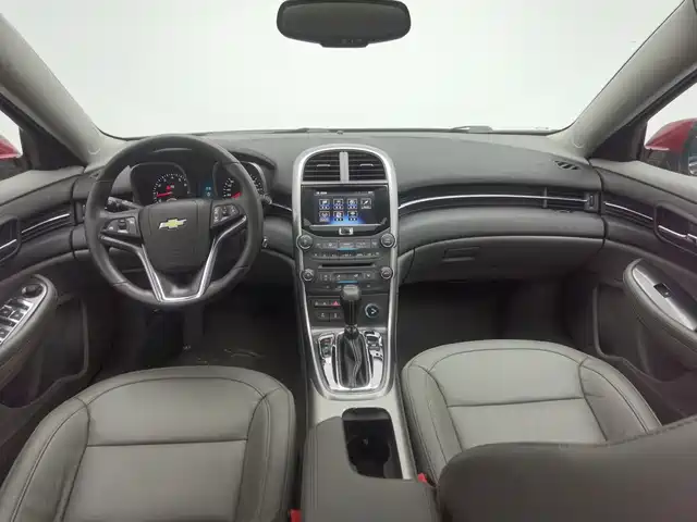 Chevrolet Malibu 2014 2.0L Automatic Luxury — фото 5