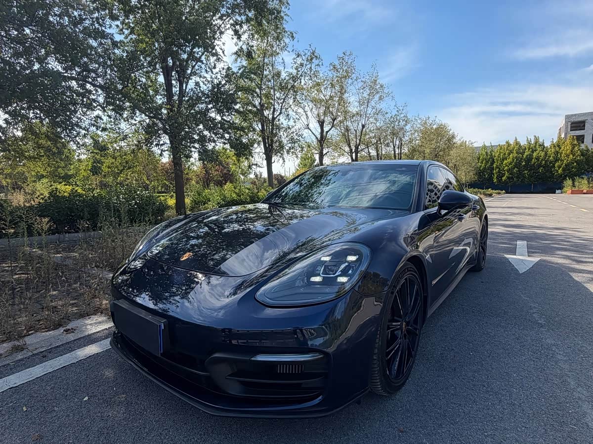 Porsche Panamera