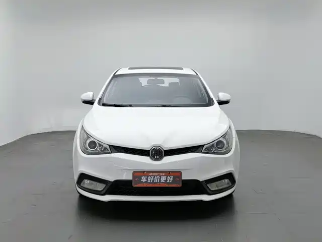 MG MG5 2012 1.5L Automatic Luxury Edition — фото 3