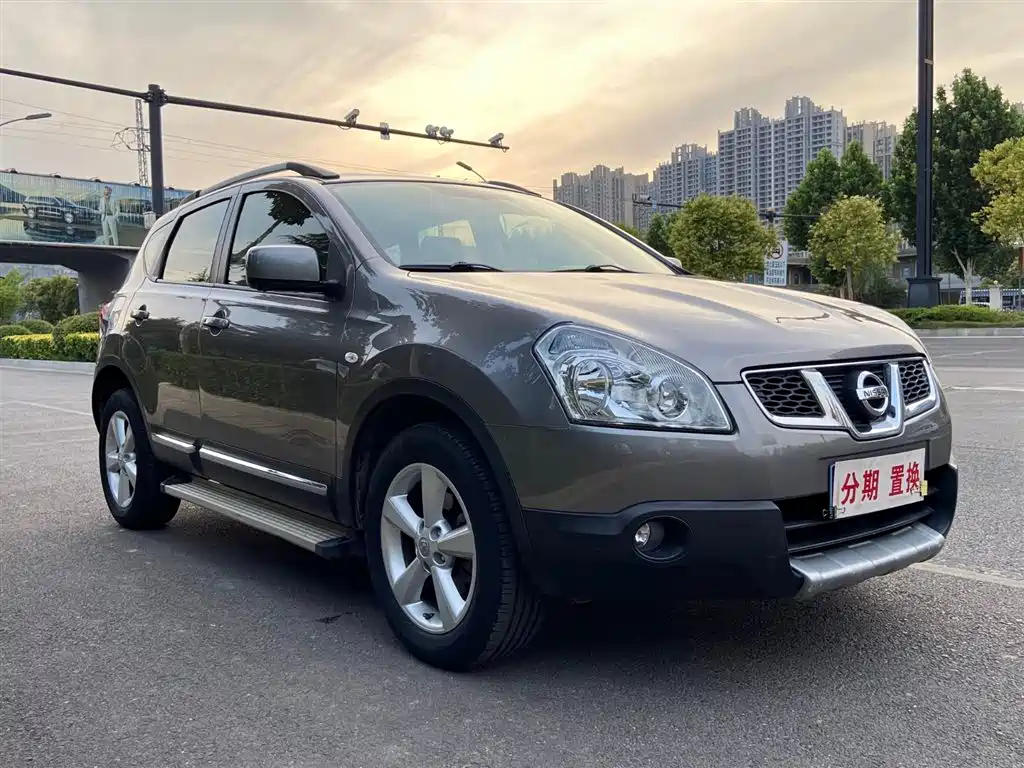 Nissan Qashqai 2012 2012 2.0XV Thunder CVT 2WD