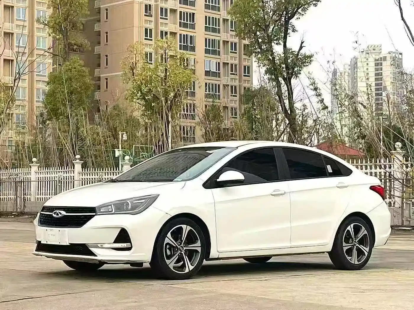 CHERY ARRIZO 5