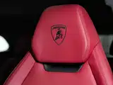 Фото 10 - Lamborghini Urus