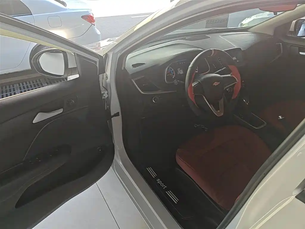 Chevrolet Cavalier 2019 320 Auto Sunroof Enjoyment Edition фото 16