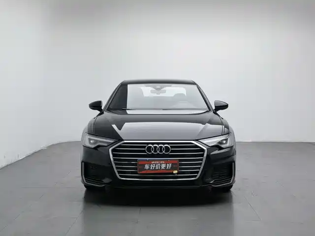 Audi A6L 2022 40 TFSI Luxury Dynamic — фото 3
