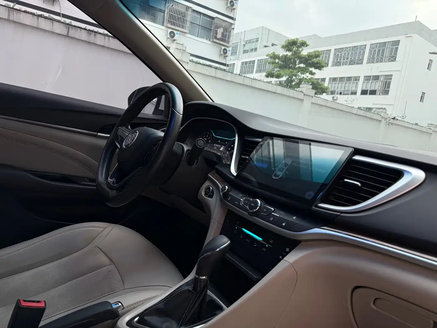 Buick Excelle 2016 Model 15N Automatic Luxury фото 23