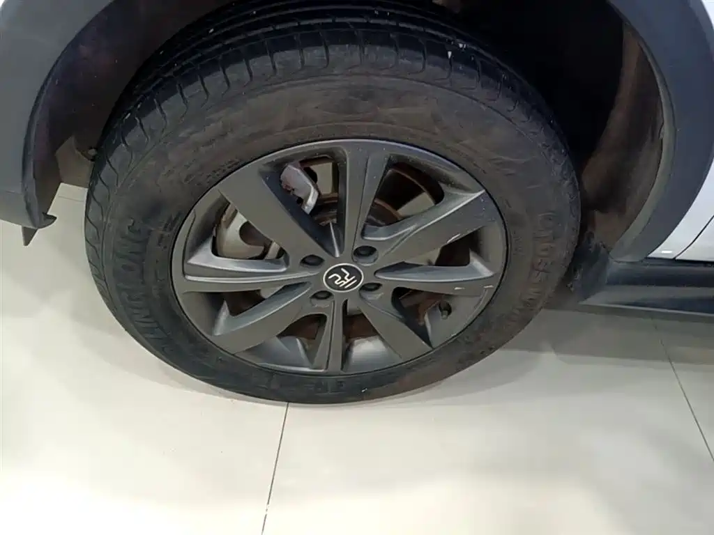 BYD Yuan New Energy 2019 EV360 Smart Connect Edition фото 23