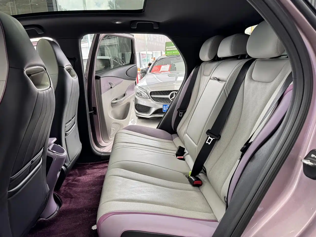 BYD Dolphin 2024 Glory Edition 420km Fashion Edition фото 6