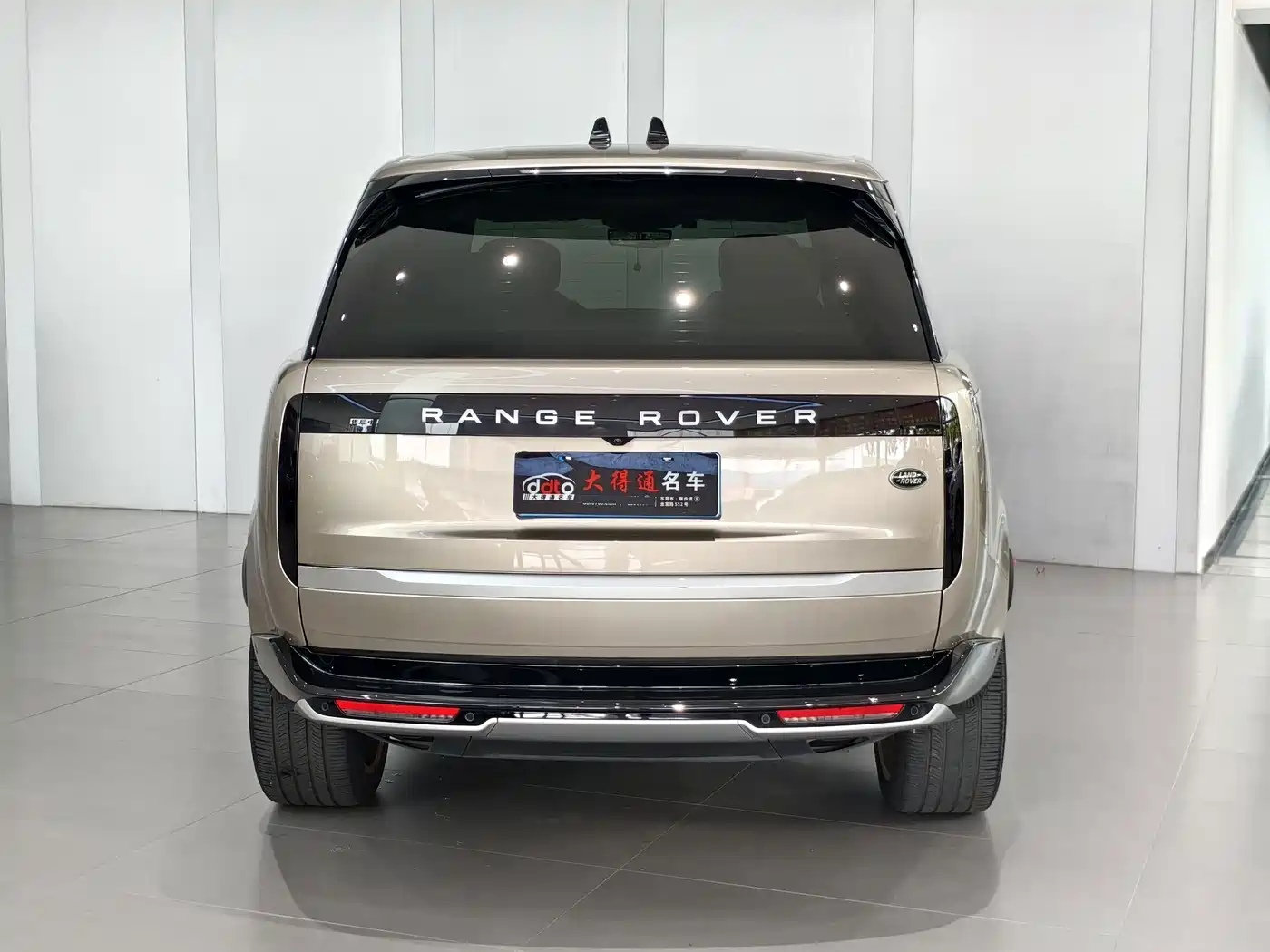 Land Rover Range Rover 2024 2024 3.0 L6 400PS Genesis Extended