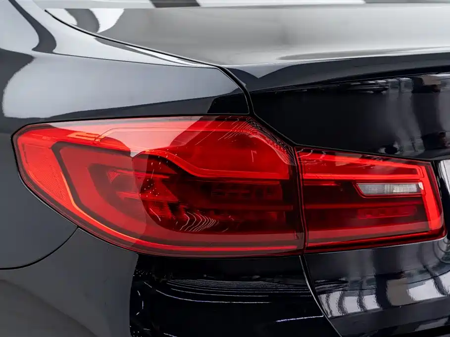 BMW 5 Series 2019 Facelift 530Li Leading M Sport Package фото 11