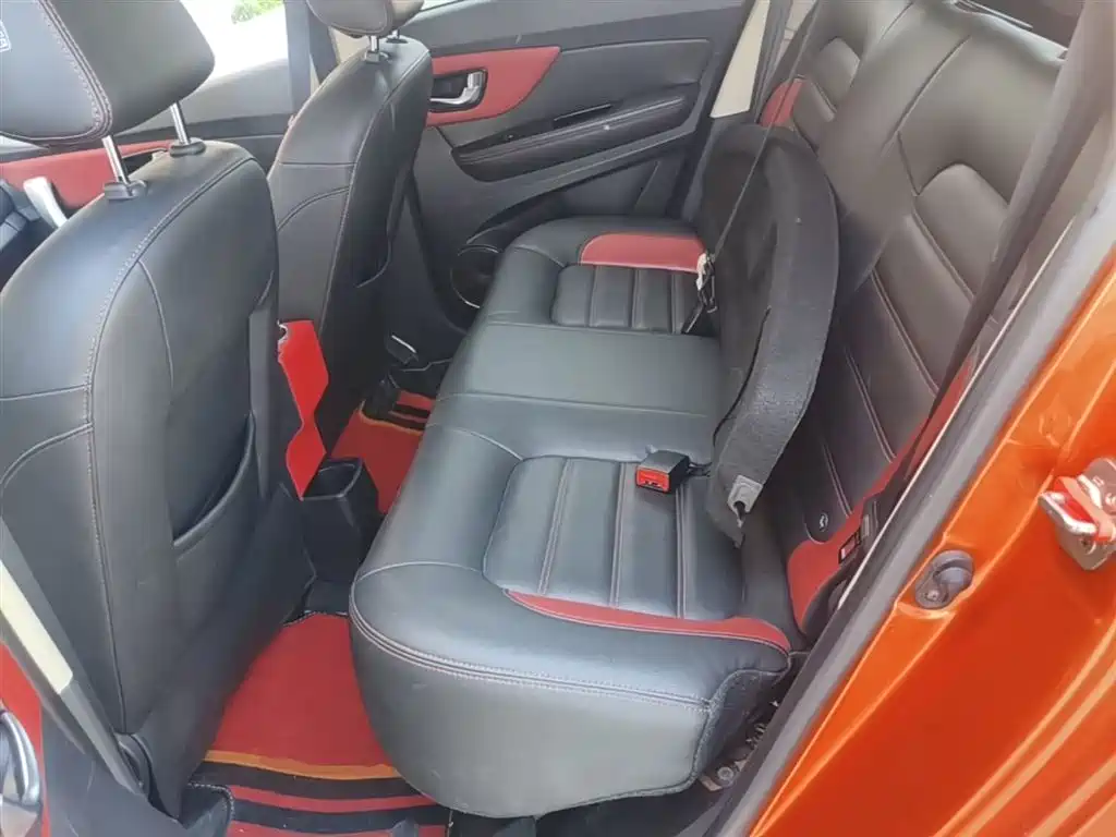 Haval H1 2016 Blue Label 1.5L AMT Urban фото 17