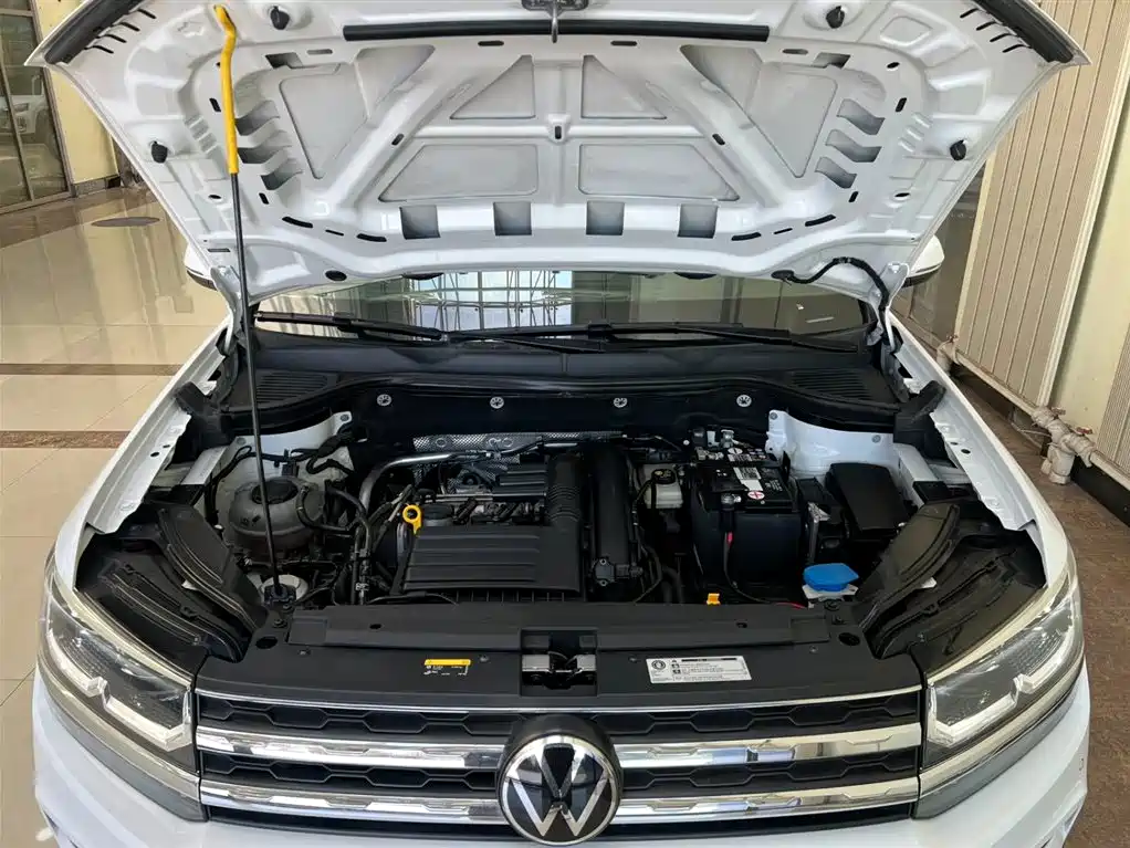 Volkswagen Tharu 2022 280TSI FWD Luxury Edition фото 21