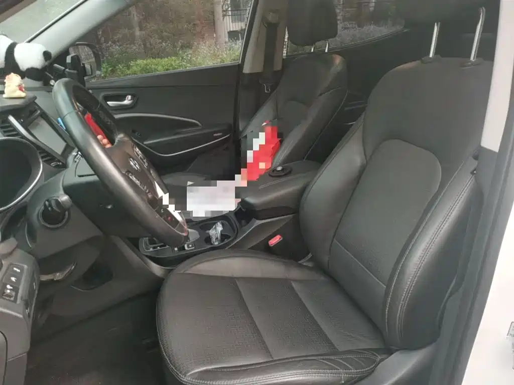 Hyundai Santa Fe 2013 Facelift 2.4L Automatic 4WD Smart фото 8