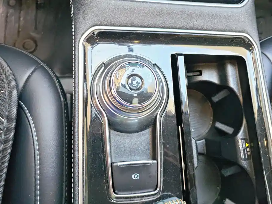 Photo 16 - Ford Edge
