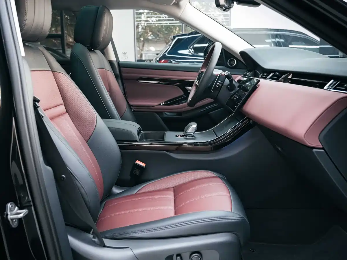 Land Rover Range Rover Evoque 2026 2026 Range Rover Evoque L SE