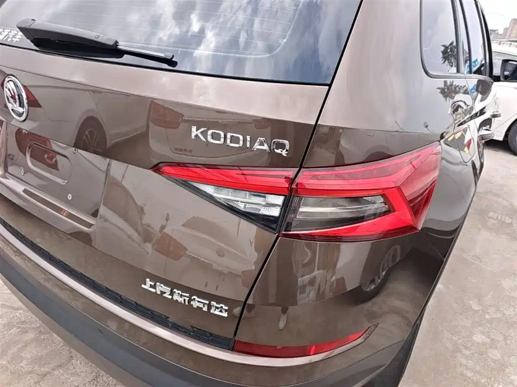 Škoda Kodiaq 2018 Facelift TSI330 5-seat 2WD Comfort Edition фото 8