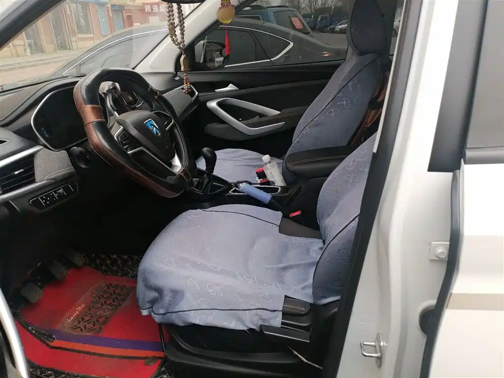 Baojun 530 2020 2020 1.5T Manual Comfort 6-seater