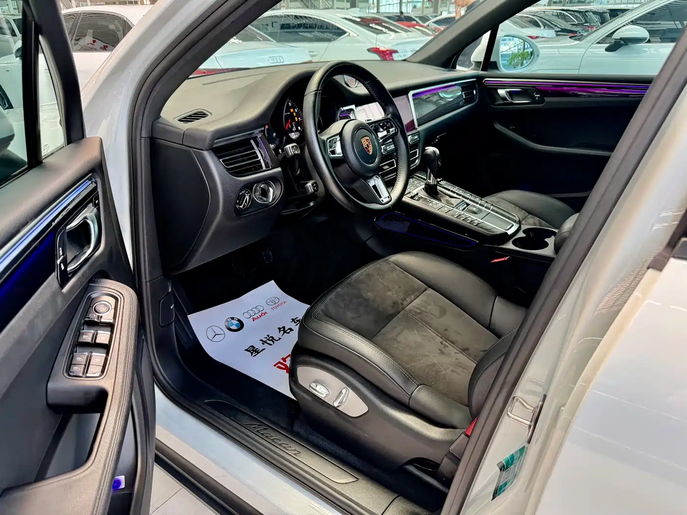 Porsche Macan 2018 Macan 2.0T фото 5
