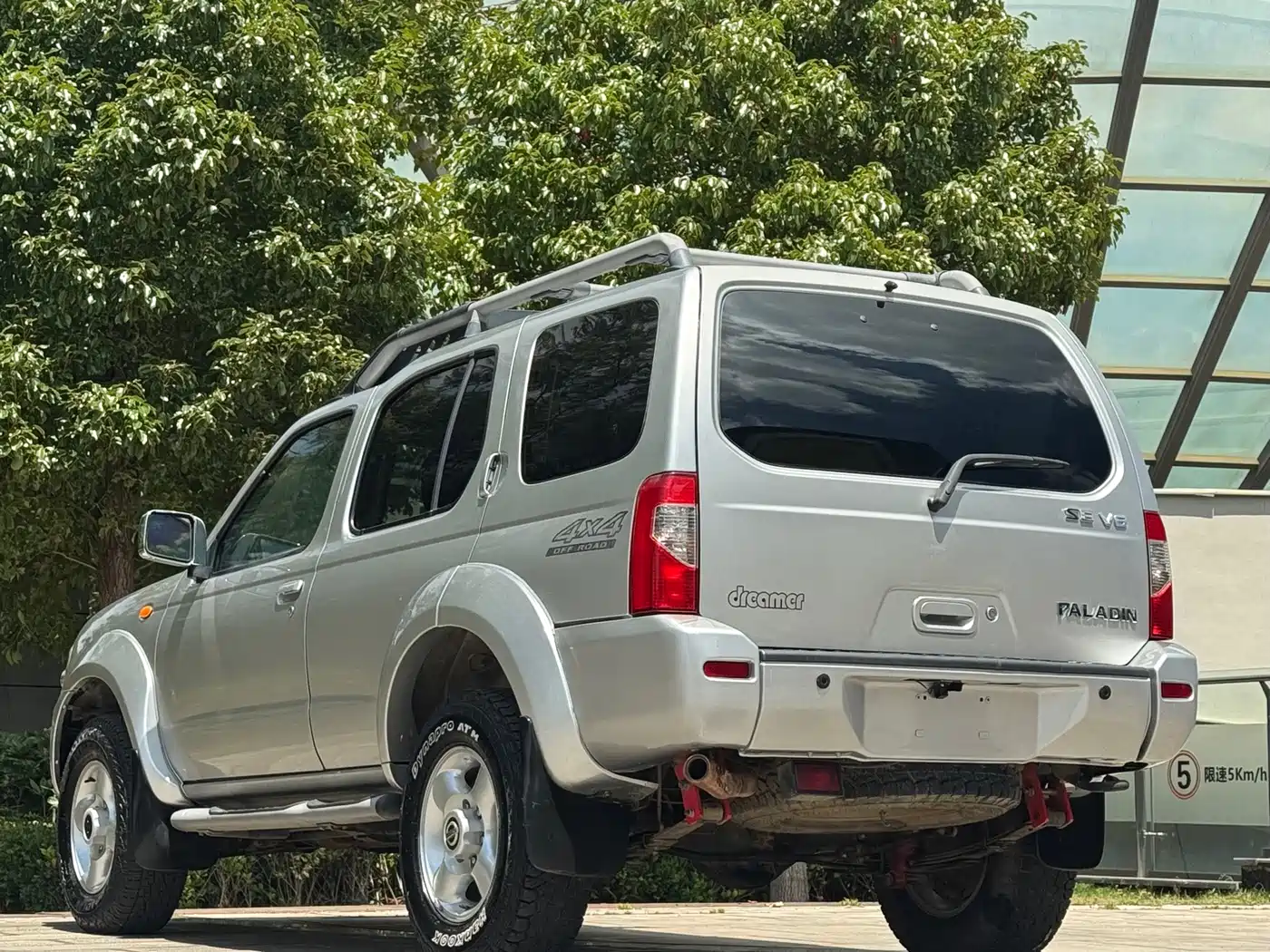 Nissan Paladin 2007 2006 Model 3.3L 4WD Luxury